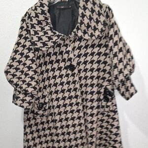 Antropologie Hazel Black and Cream Houndstooth Pea Coat
